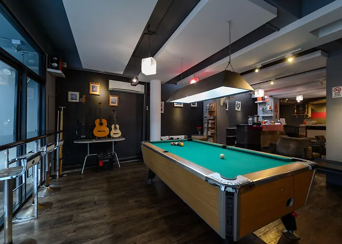 Cheqinn - Sukhumvit 4 Nana Plaza Hostel Bangkok