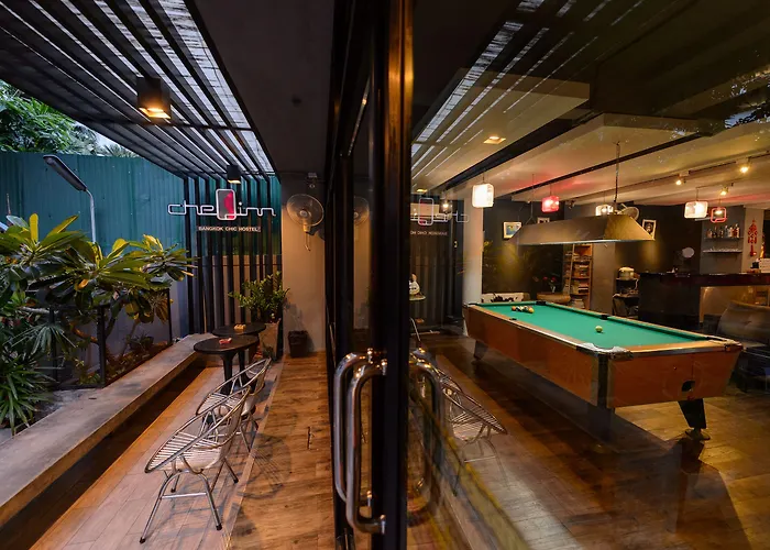 Cheqinn - Sukhumvit 4 Nana Plaza Bangkok