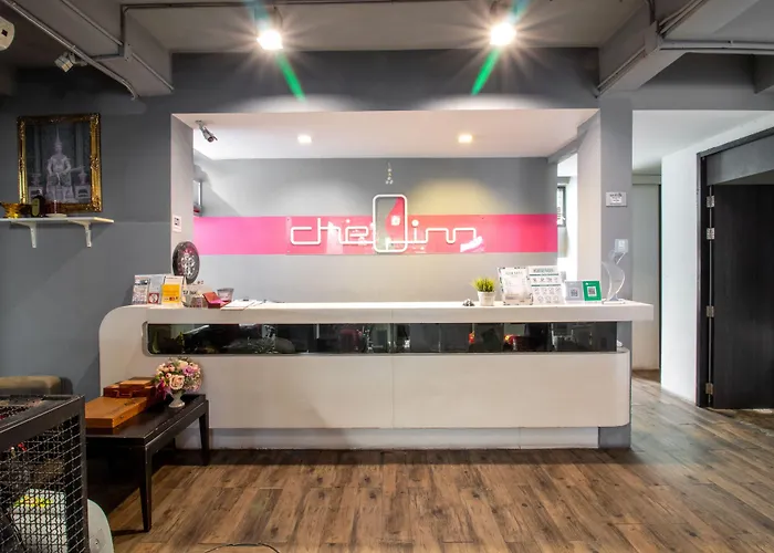 Cheqinn - Sukhumvit 4 Nana Plaza Hostel Bangkok