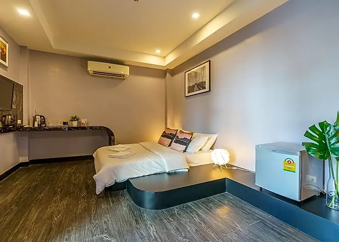 Cheqinn - Sukhumvit 4 Nana Plaza Banguecoque