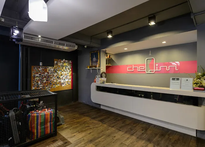 Cheqinn - Sukhumvit 4 Nana Plaza Hostel